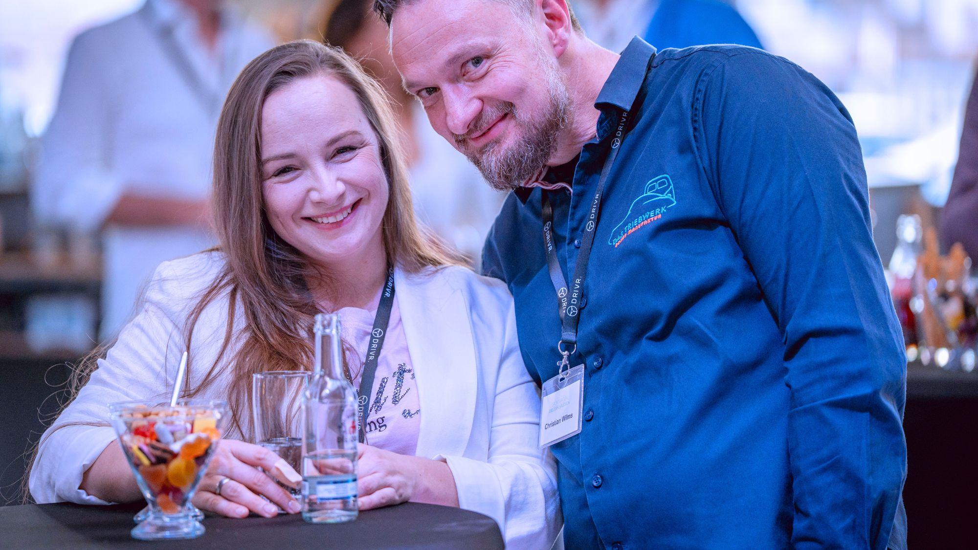 Abendveranstaltung einer Reise beim Experten für Sportwagen Touren.